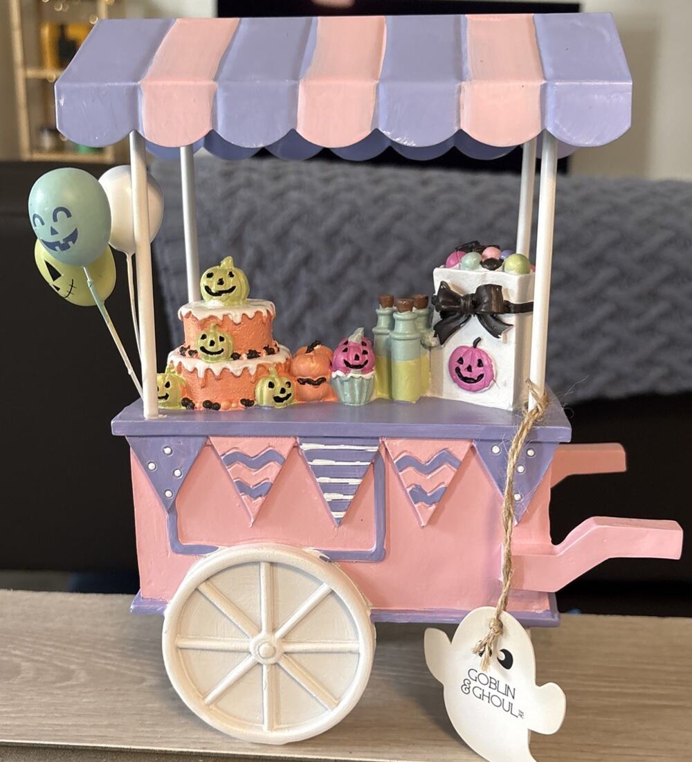 New Goblin & Ghoul Pastel Pink Halloween Sweet Treat Pumpkin Cake Ice Cream Cart